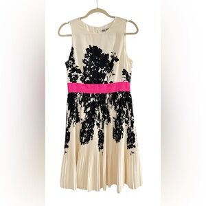 Eliza J Black and White Dress with Pink Belt design
Worn once a few hours
EUC